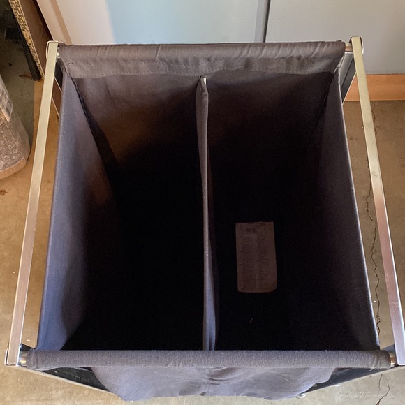 IKEA Laundry - Picture 4 of 9